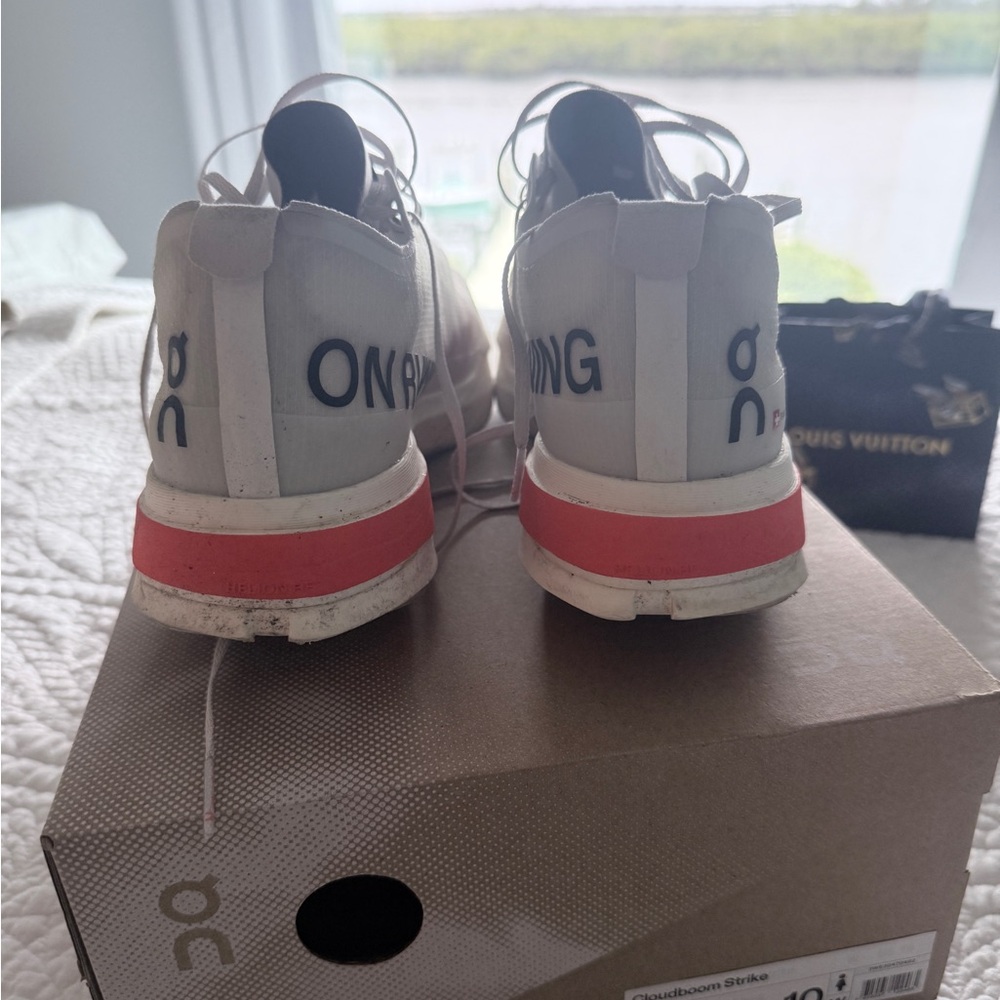 On Cloudboom Strike - image 3